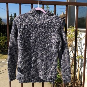 FOREVER 21 CONTEMPORARY BLUE & WHITE KNIT TURTLENECK Sweater Small /Peti…